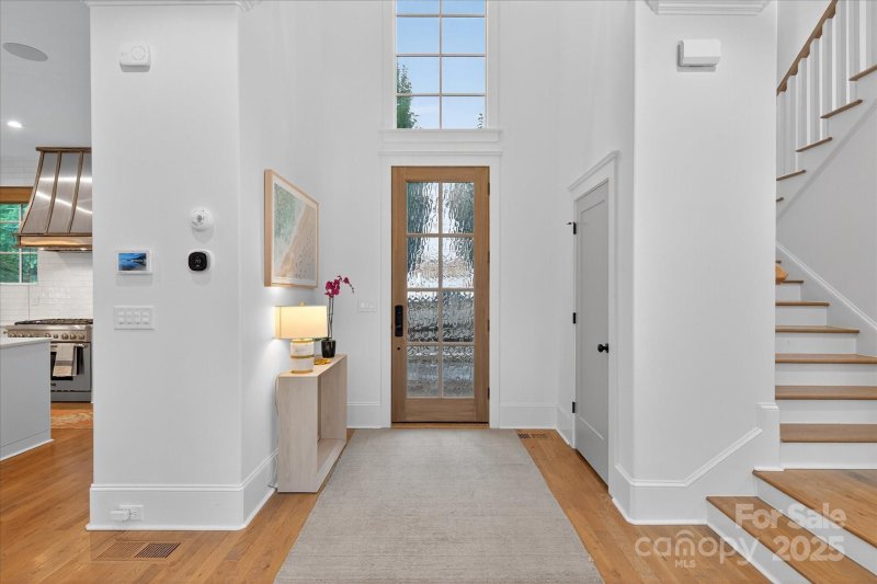 Property image 5 of 903 Mcdonald Avenue in Dilworth, Charlotte, NC 28203