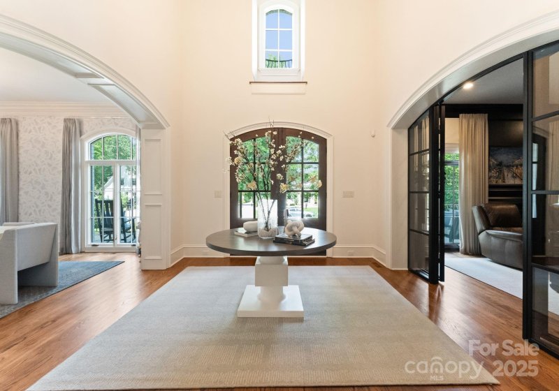 Property image 4 of 1610 Twiford Place in Eastover, Charlotte, NC 28207