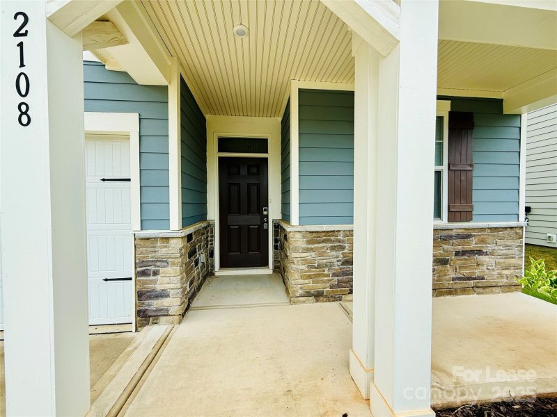 Property image 2 of 2108 Blue Sky Meadows Drive in Blue Sky Meadows, Monroe, NC 28110