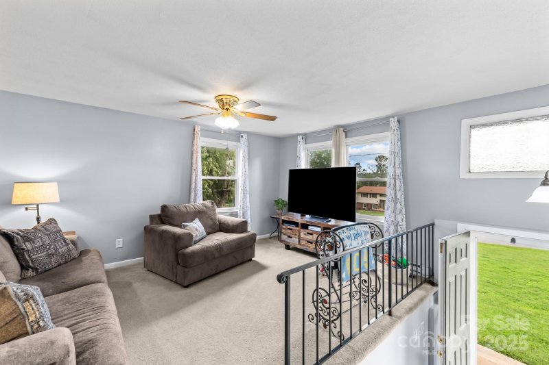 Property image 3 of 4671 Crystal Street in Oxford Park, Claremont, NC 28610