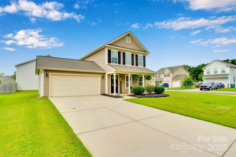 Property image 3 at 400 Landis Oak Way, Landis, NC 28088