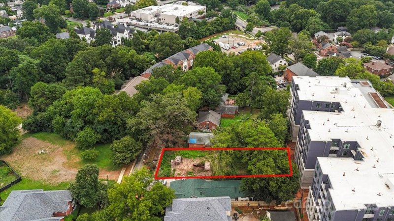 Property image 5 of 1645 Lombardy Circle in Dilworth, Charlotte, NC 28203