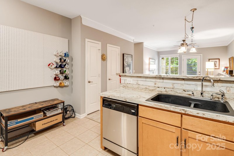 Property image 4 at 727 Appeldoorn Circle, Asheville, NC 28803