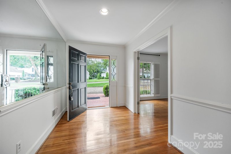 Property image 5 at 4815 Sentinel Post Road, Charlotte, NC 28226