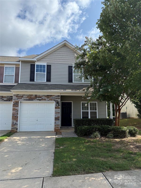 Villages at Back Creek, Charlotte Community