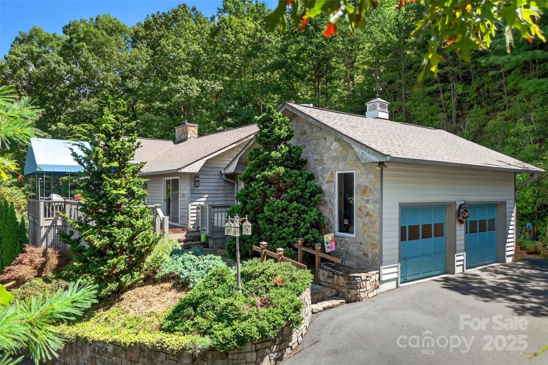 Property image 3 of 3 Tree Top Place in Timber Park, Black Mountain, NC 28711