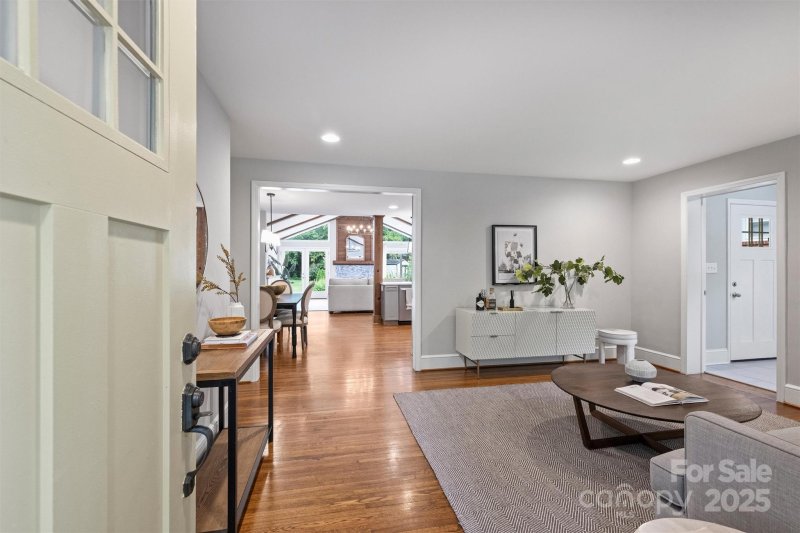 Property image 2 at 1918 Woodland Drive, Charlotte, NC 28205