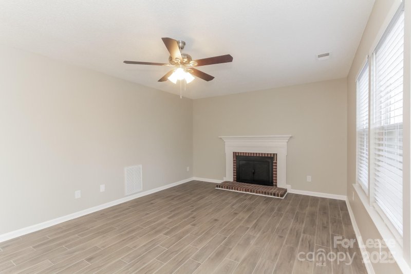 Property image 5 of 9719 Baxter Caldwell Drive in Creekview, Charlotte, NC 28213