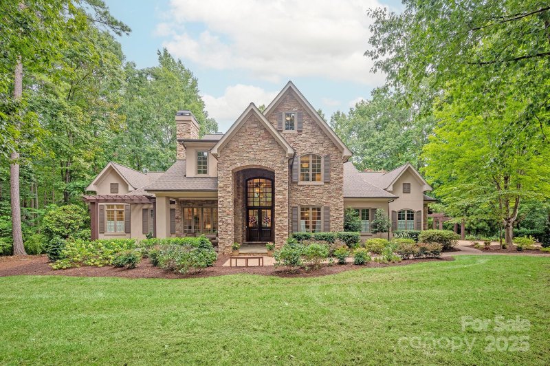 10535 Island Point Road