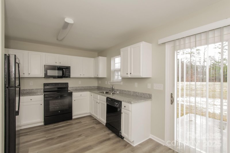 Property image 5 of 5627 Henderson Oaks Drive in Henderson Oaks, Charlotte, NC 28269