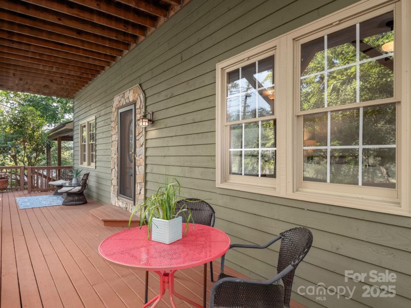 Property image 3 at 12 Sunny Ridge Drive, Asheville, NC 28804