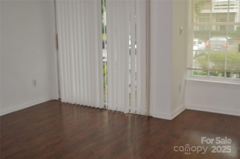 Property image 5 of 9601 A Vinca Circle in Colville I, Charlotte, NC 28213