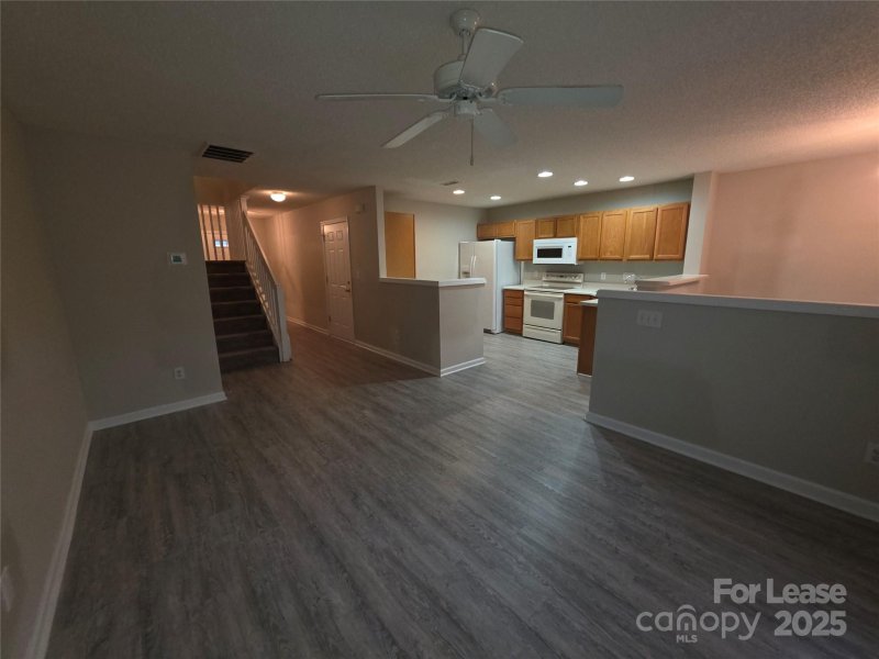 Property image 3 of 9933 Birch Knoll Court in University Heights, Charlotte, NC 28213