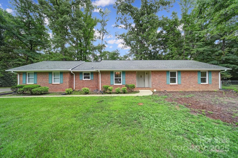 2684 Lazy Oak Drive