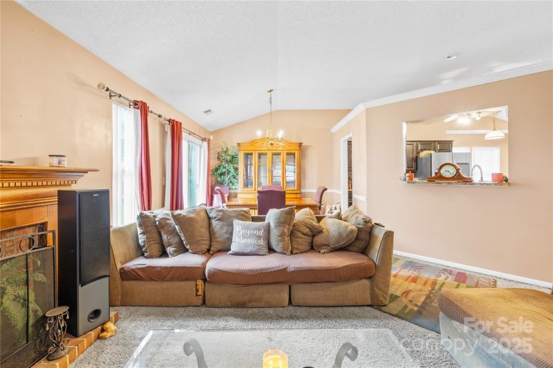 Property image 5 of 1232 Gretna Green Drive in Mcdowell Meadows, Charlotte, NC 28217