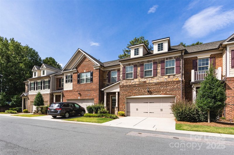 Property image 2 at 7028 Henry Quincy Way, Charlotte, NC 28277