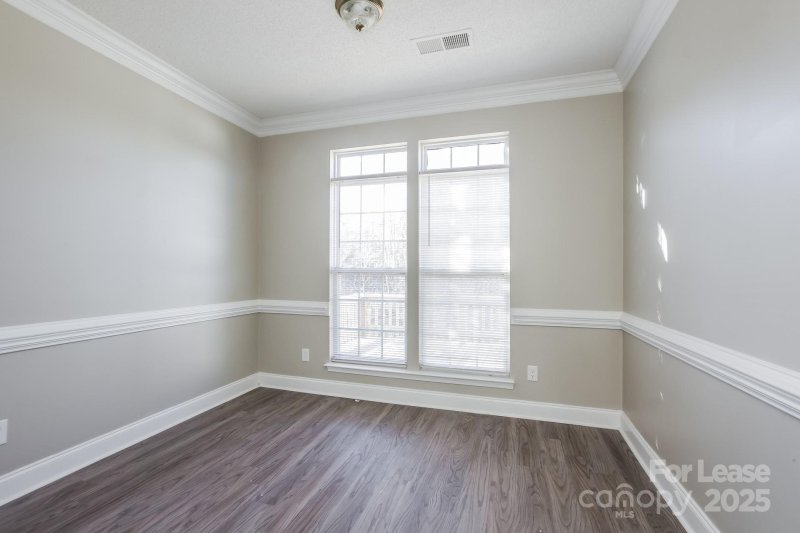 Property image 4 at 133 W Walnut Avenue, Mount Holly, NC 28120