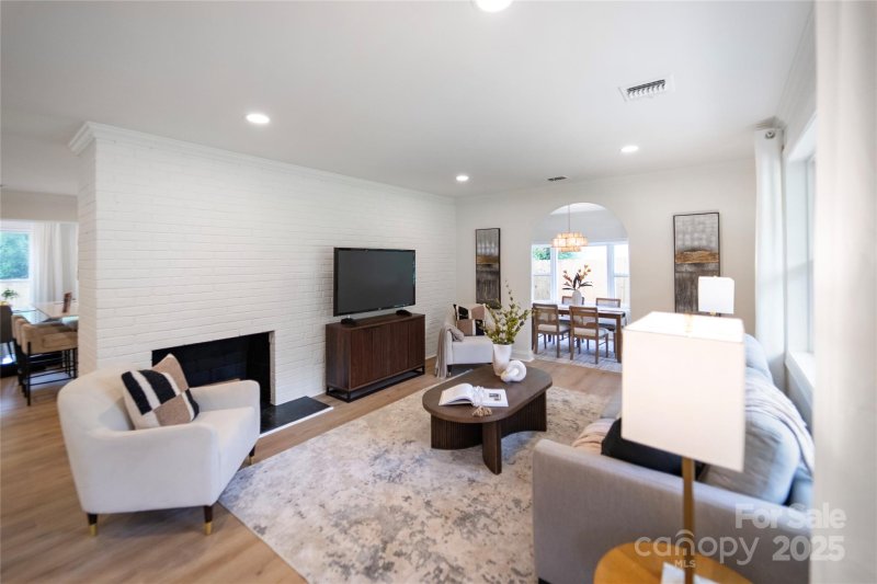 Property image 4 at 5220 Seacroft Road, Charlotte, NC 28210