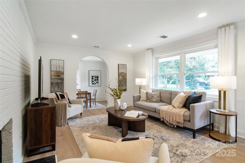 Property image 5 at 5220 Seacroft Road, Charlotte, NC 28210