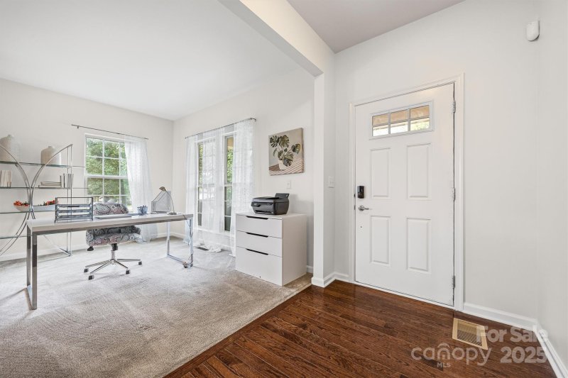 Property image 2 at 5709 Selkirkshire Road, Charlotte, NC 28278