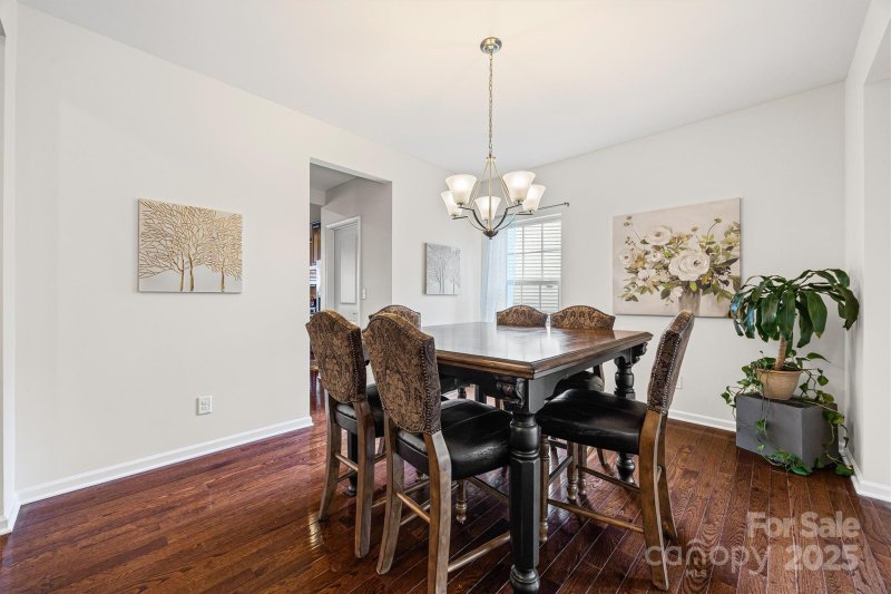 Property image 4 at 5709 Selkirkshire Road, Charlotte, NC 28278