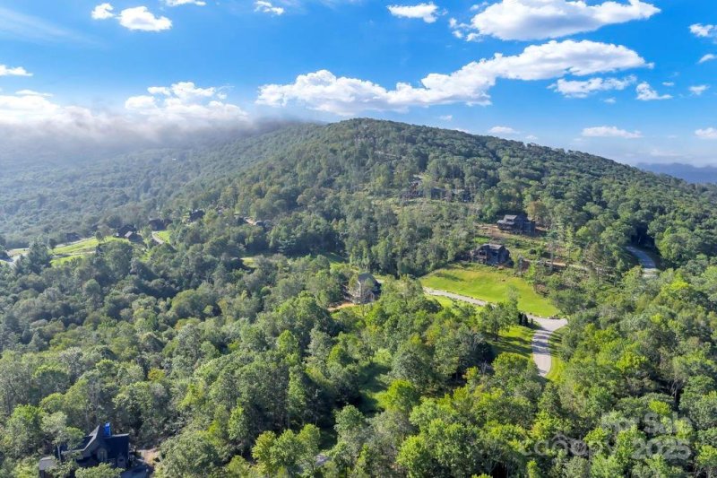 Property image 5 of 0 Eagles Nest Trail in The Lodges at Eagles Nest, Banner Elk, NC 28117