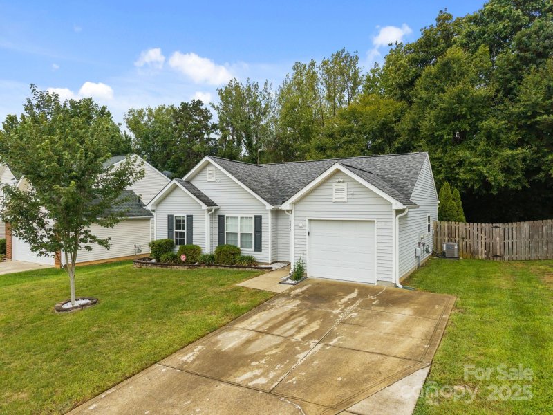 Property image 3 at 6922 Murray Grey Lane, Charlotte, NC 28273