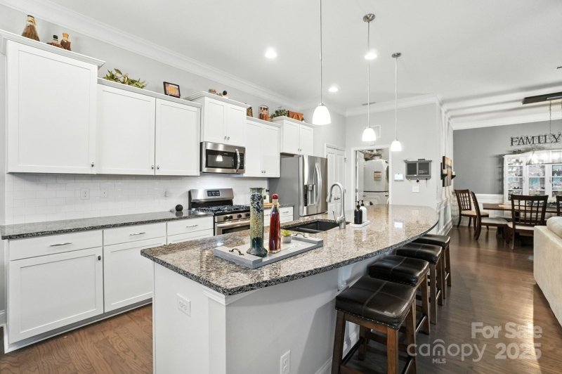 Property image 4 of 105 Wedge View Way in Larkin, Statesville, NC 28677