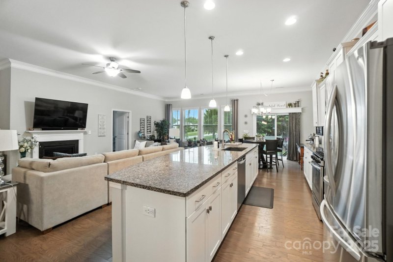 Property image 5 of 105 Wedge View Way in Larkin, Statesville, NC 28677