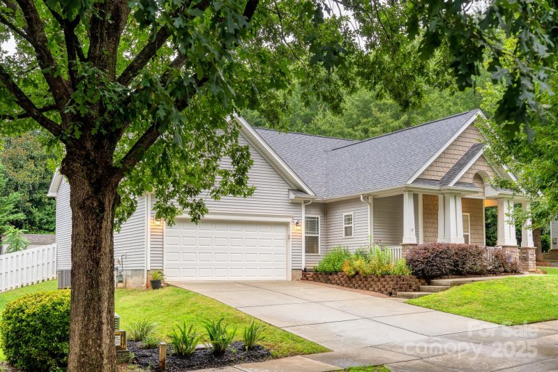 Property image 3 at 6402 Colonial Garden Drive, Huntersville, NC 28078