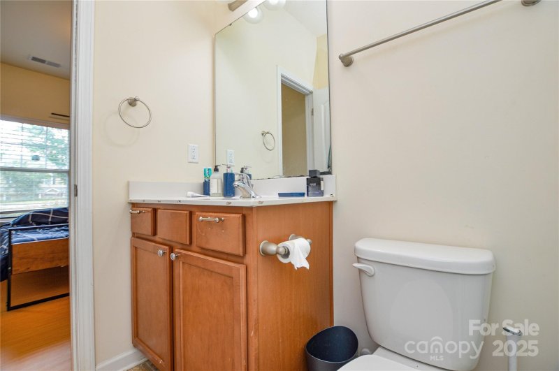 Property image 5 of 10420 Benfield Road in Prosperity Village, Charlotte, NC 28269