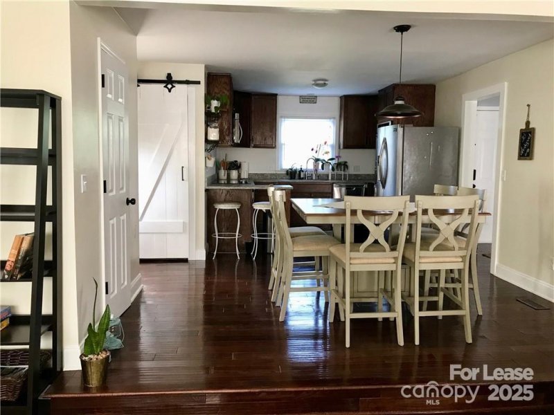 Property image 4 of 501 Vista Grande Circle in Walden on Carmel, Charlotte, NC 28226