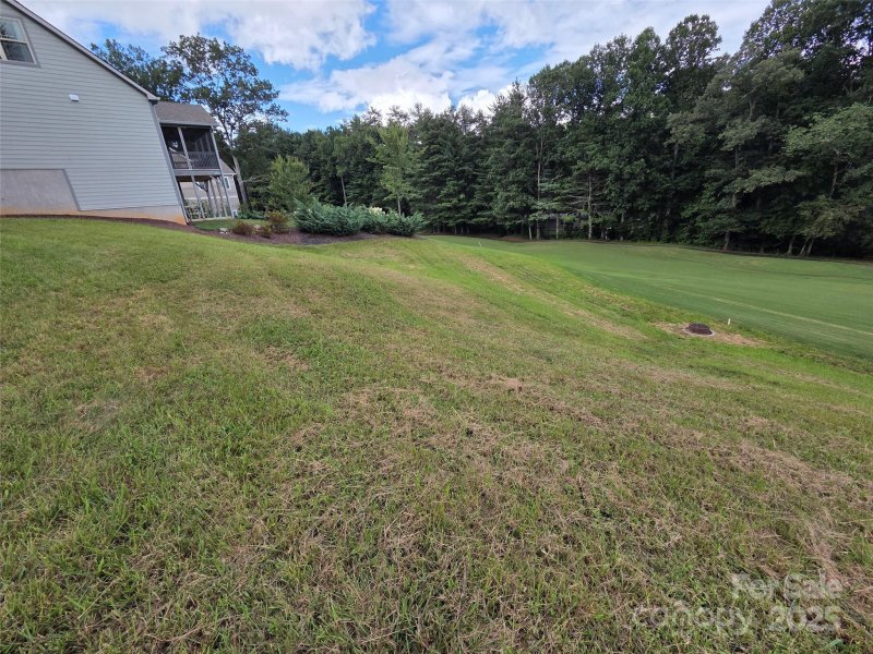 Property image 5 of 156 Triple Fairways Drive in Cummings Cove, Hendersonville, NC 28739