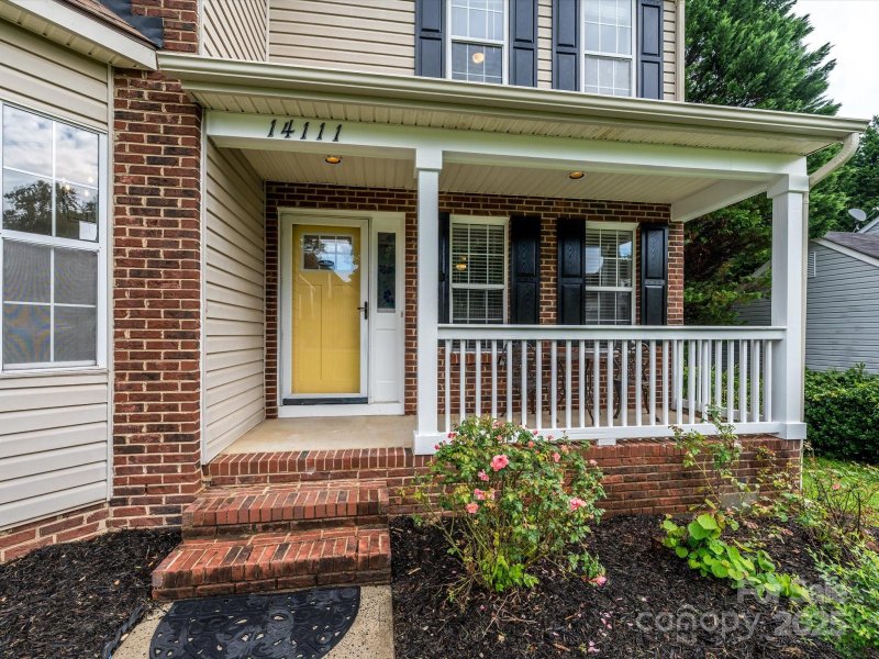 Property image 2 of 14111 Walkers Crossing Drive in Southbridge, Charlotte, NC 28273