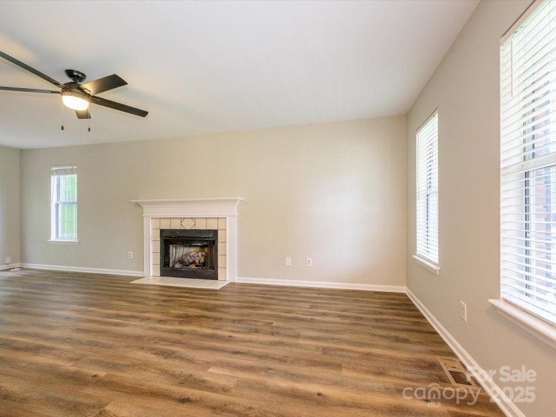 Property image 4 of 14111 Walkers Crossing Drive in Southbridge, Charlotte, NC 28273