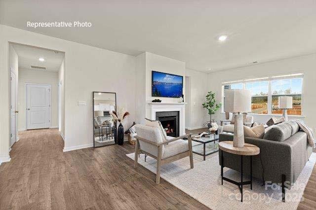 Property image 2 at 8031 Kennesaw Drive, Gastonia, NC 28056