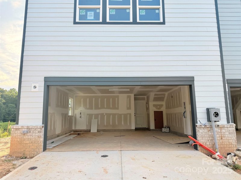 Property image 2 of 405 Nathaniel Way in Brixton, Charlotte, NC 28213