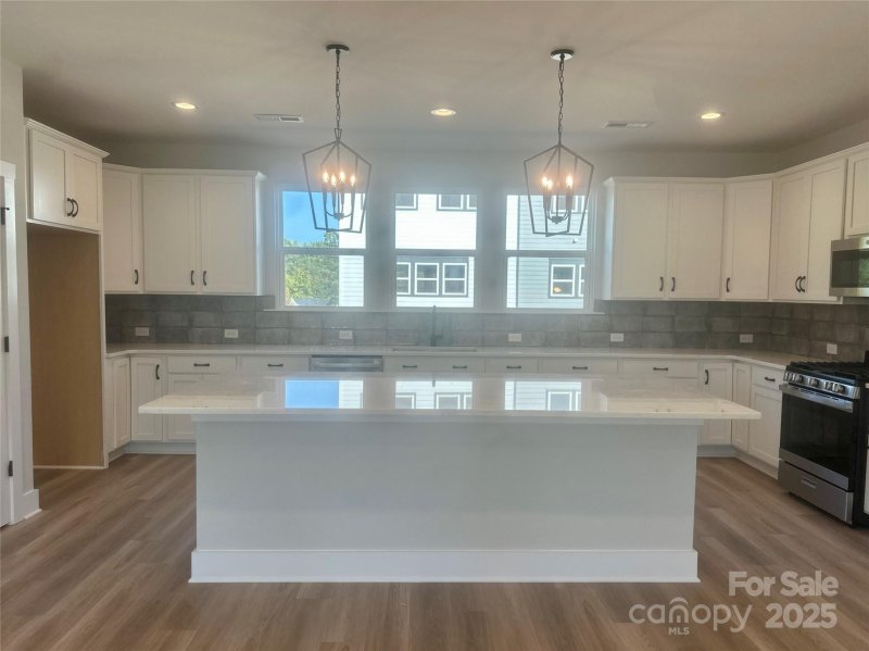 Property image 5 of 417 Nathaniel Way in Brixton, Charlotte, NC 28213