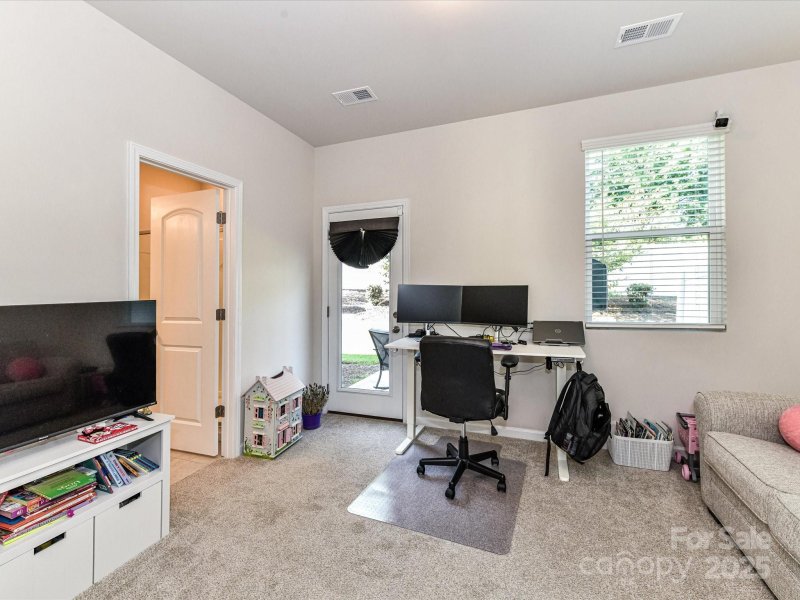 Property image 5 of 2313 Lazette Drive in Pleasant Grove, Charlotte, NC 28216