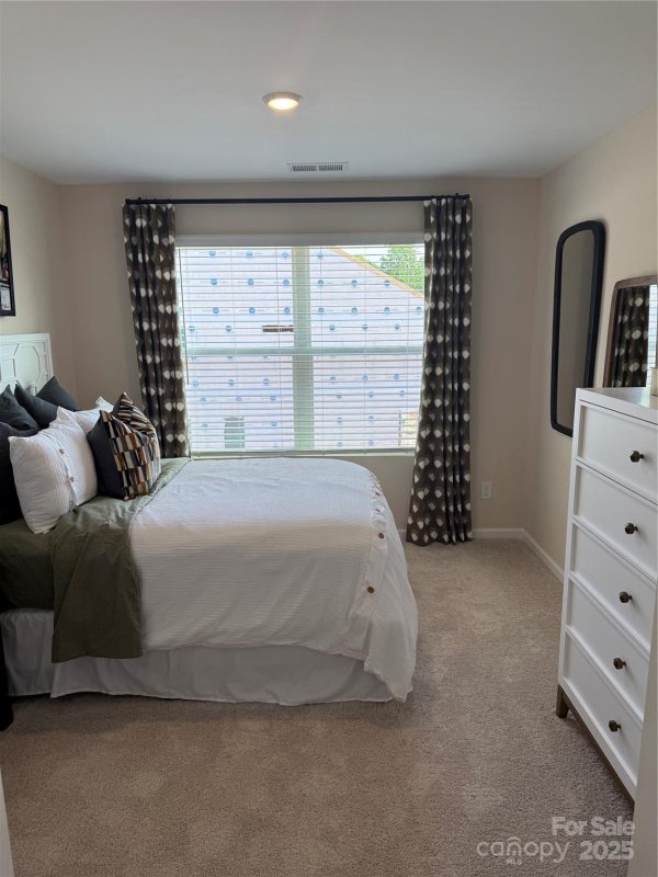 Property image 4 of 2954 Sloan Drive in Sloan Station, Charlotte, NC 28208