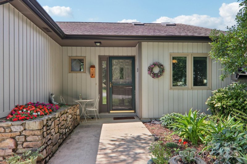 Property image 4 at 301 Kyfields Drive, Weaverville, NC 28787