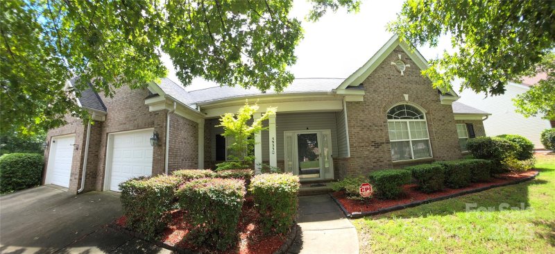 5933 Kirkwynd Commons Drive