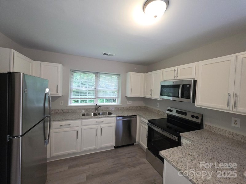 Property image 5 at 235 Winding Canyon Drive, Charlotte, NC 28214