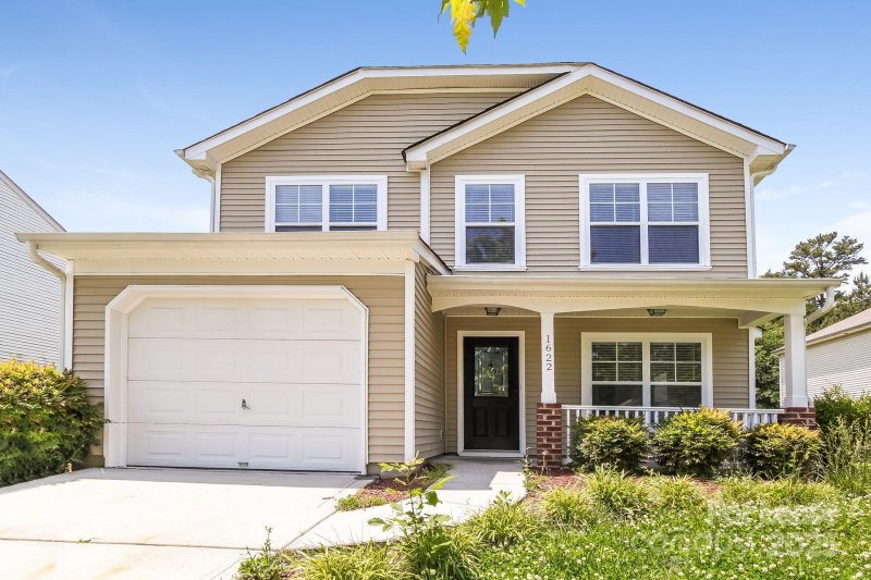 Property image 2 at 1622 Ledson Court, Charlotte, NC 28214