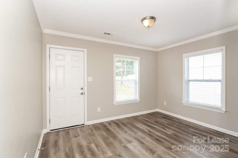 Property image 5 at 1622 Ledson Court, Charlotte, NC 28214