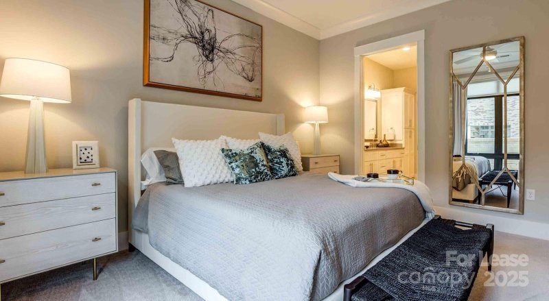 Property image 4 of 2426 Vail Avenue in Elizabeth, Charlotte, NC 28207