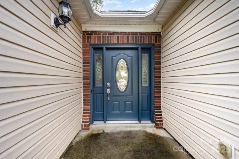 Property image 4 of 11334 Breezehill Lane in The Village At Brierfield, Charlotte, NC 28262