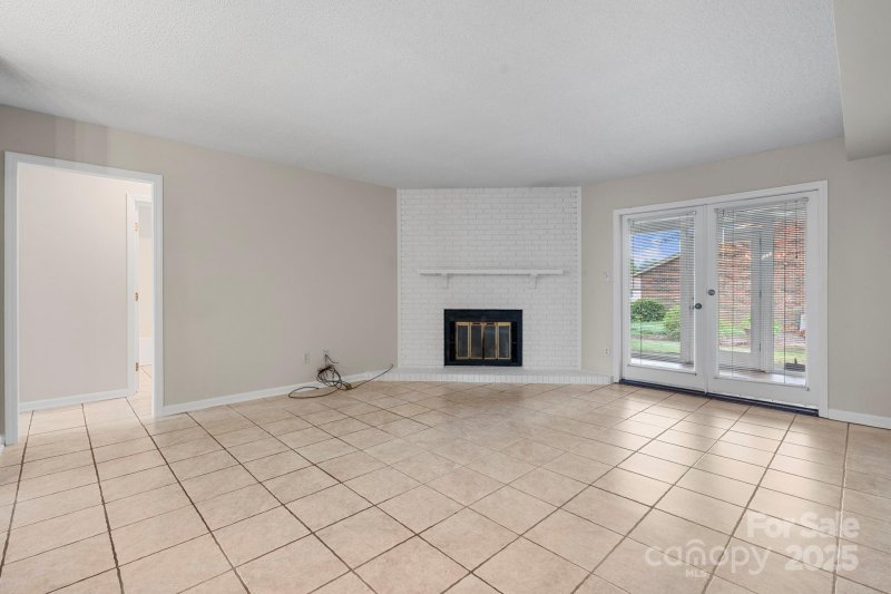 Property image 4 at 1330 5th Street, Hickory, NC 28601