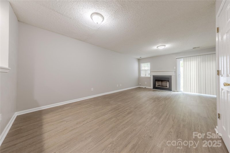 Property image 3 of 1809 Birch Heights Court in University Heights, Charlotte, NC 28213