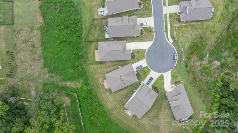 Property image 2 at 7015 Cornwallis Court, Iron Station, NC 28080